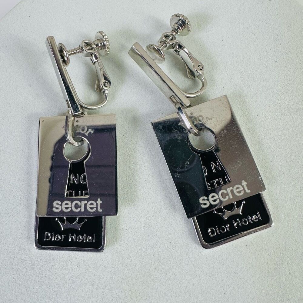 Christian‎ Dior Secret Hotel Screw Back Silver Tone Vintage Earrings Non-Pierced
